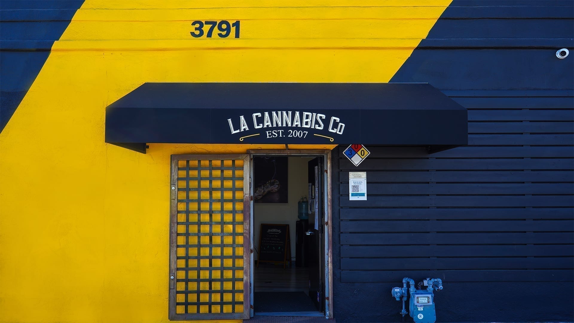 cannabis weed dispensary deals